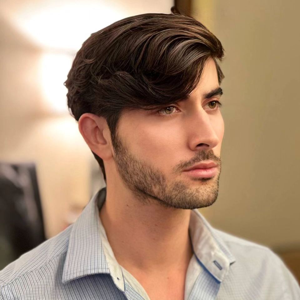 Men’s Medium Haircut with Side Flipped-Up Bangs